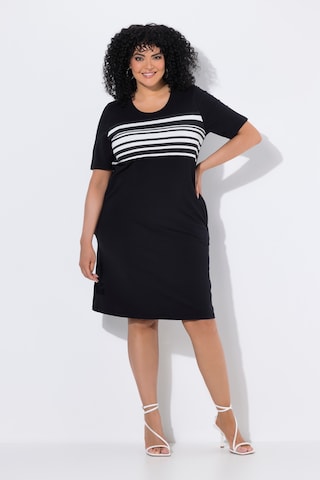 Rochie de la Ulla Popken pe negru: față