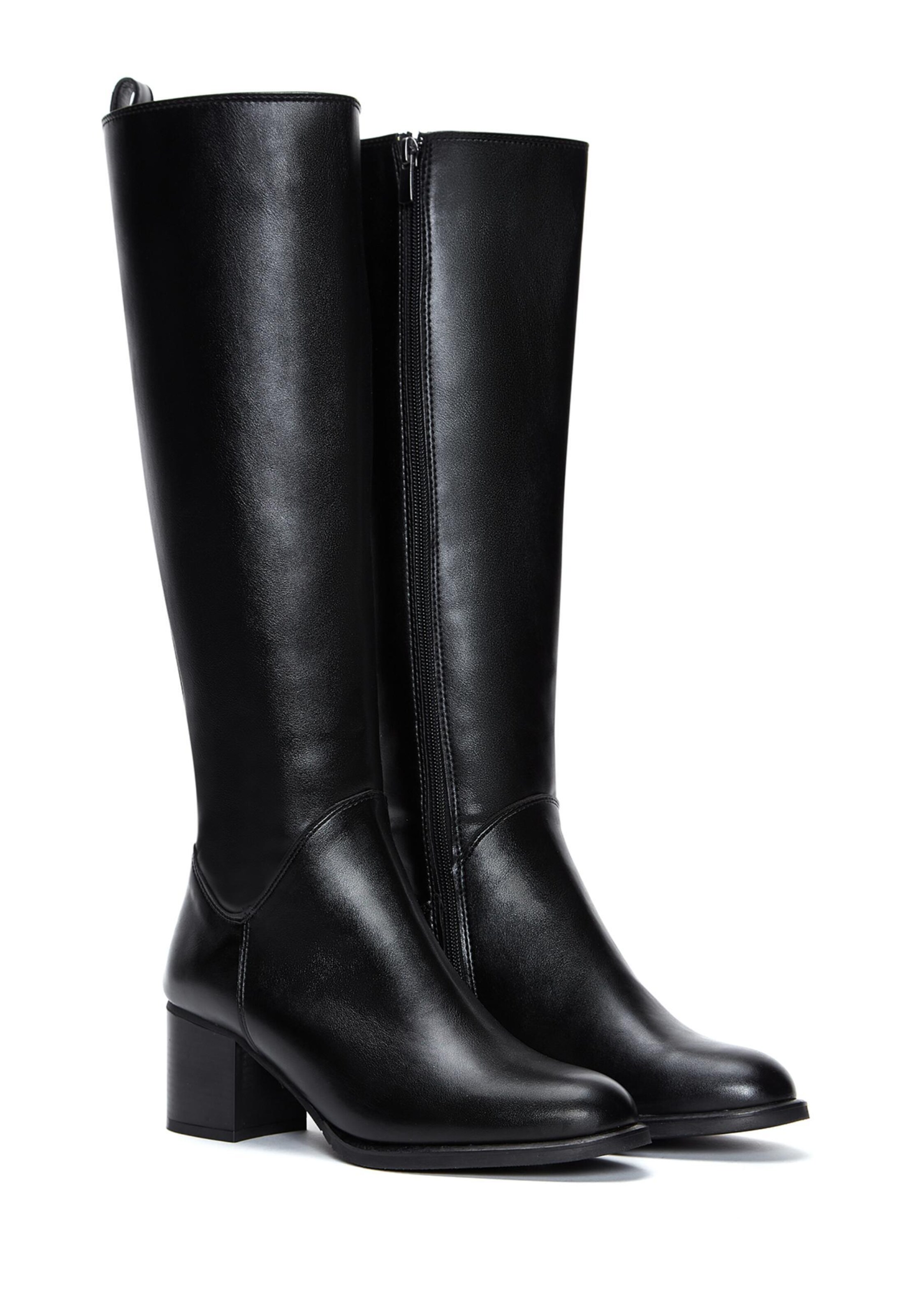 Derimod Boot in Black