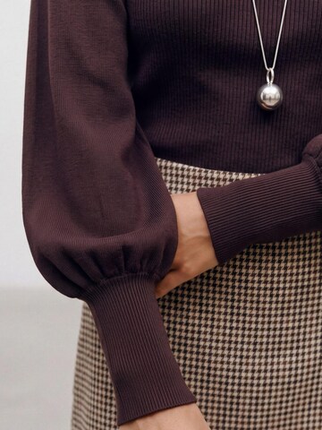 VERO MODA Sweater 'VMHollykaris' in Brown