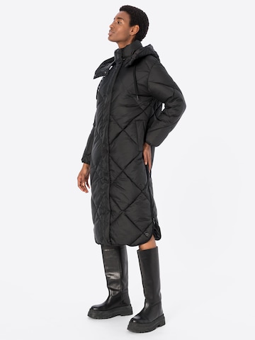 s.Oliver Between-Seasons Coat in Black: front