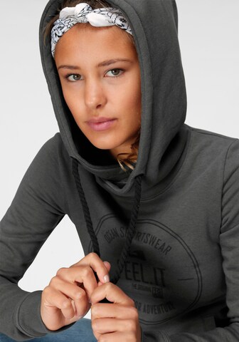 OCEAN SPORTSWEAR Sweatshirt in Black