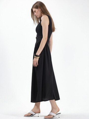 Busem Dress in Black