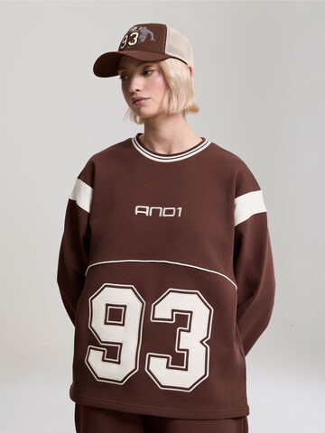 AND1 Sweatshirt i brun