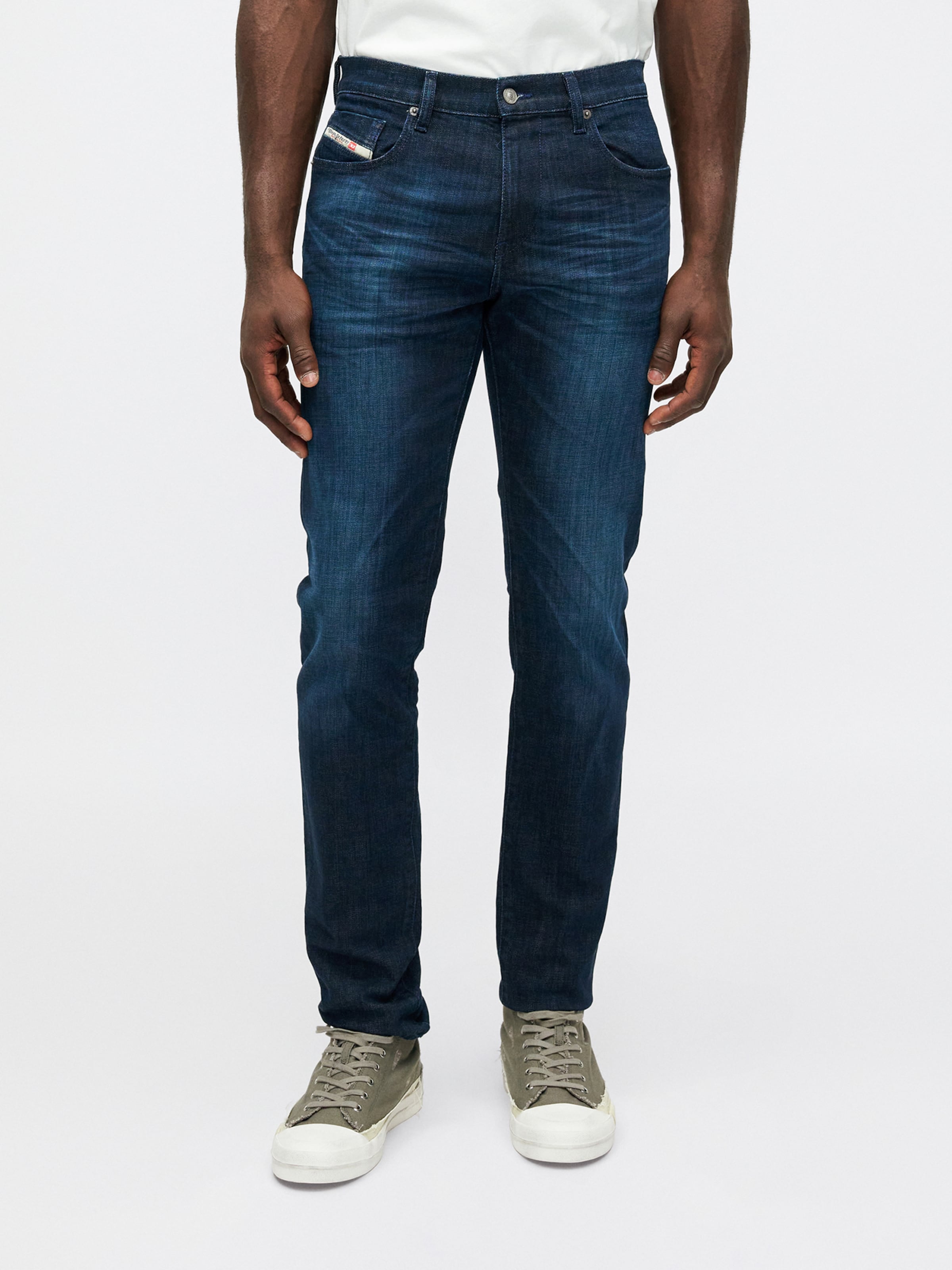 DIESEL Regular Jeans '2019 D-STRUKT' in Dark Blue | ABOUT YOU
