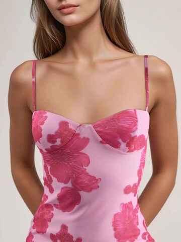 Hiccup Dress in Pink