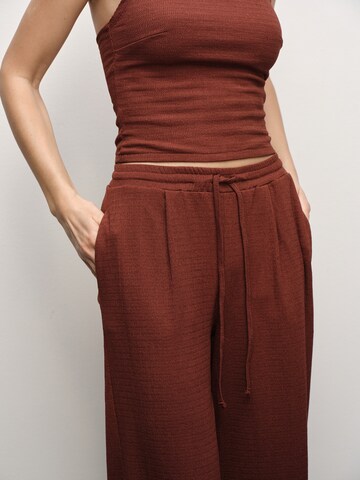 Loosefit Pantalon 'Ava' RÆRE by Lorena Rae en marron