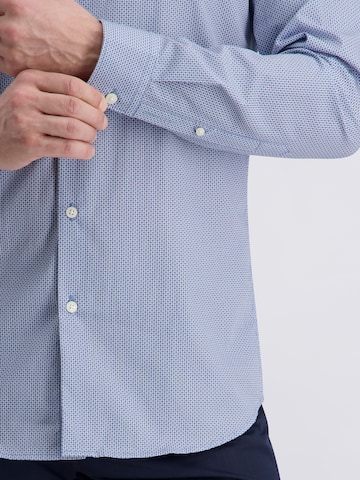 PIERRE CARDIN Slim fit Business shirt in Blue