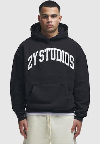 2Y Studios Sweatshirt in Zwart: voorkant