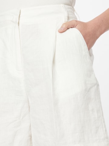 Sisley Loose fit Pleated Pants in White