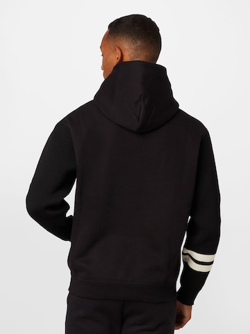 Champion Authentic Athletic Apparel Sweatshirt in Zwart