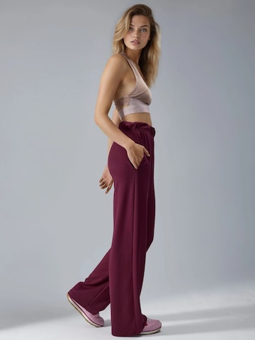 Wide leg Pantaloni di Hiccup in rosso