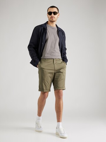 REPLAY Regular Shorts in Grün