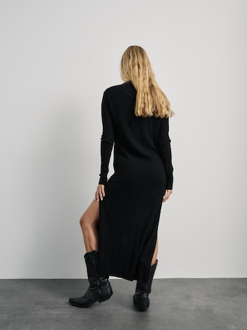 ABOUT YOU x Marie von Behrens Πλεκτό φόρεμα 'Philippa' σε μαύρο