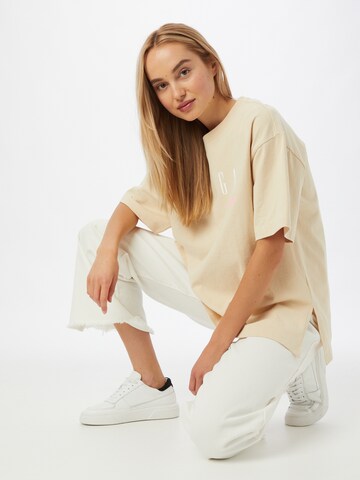 GAP T-shirt i beige