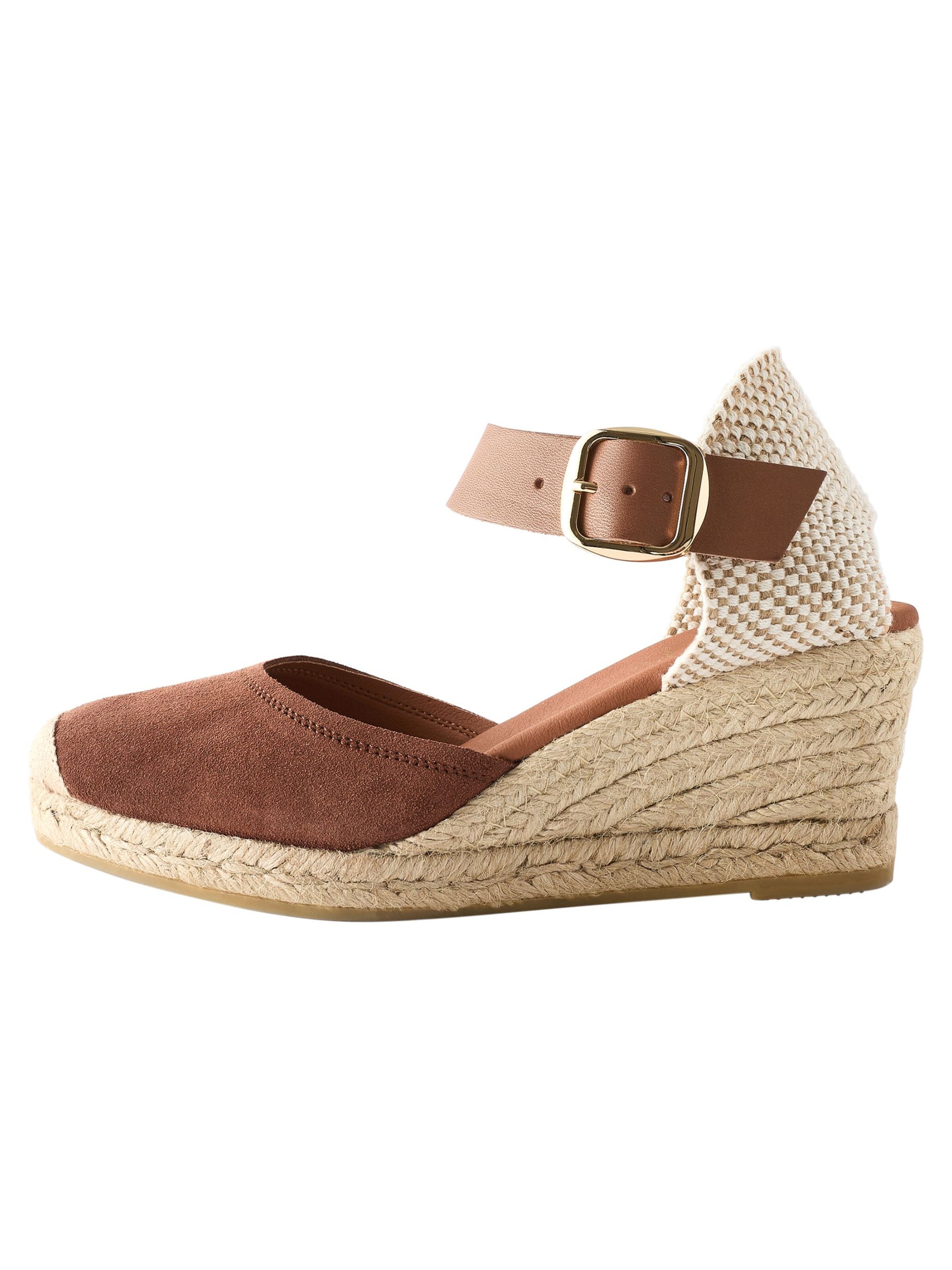 Next Босоножки с ремешком 'Forever' в Коричневый: спереди