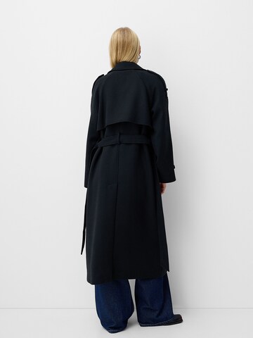 Cappotto di mezza stagione di Bershka in nero