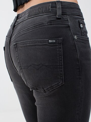 BIG STAR Tapered Jeans 'Maggie' in Grijs