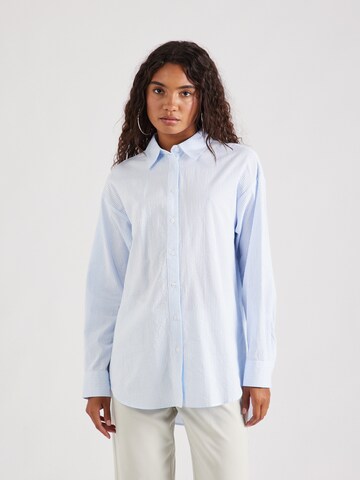 NA-KD Blouse in Blauw: voorkant