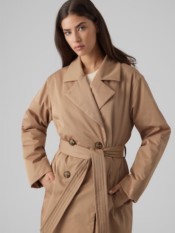 VERO MODA - Abrigo de entretiempo 'PENCE' en marrón