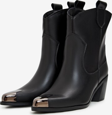 CESARE GASPARI Cowboy Boots in Black