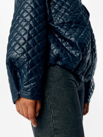Veste mi-saison 'Birta' OBJECT en bleu