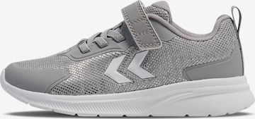 Hummel Sneaker in Grau: Vorderseite