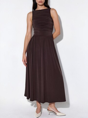 Robe Hiccup en marron