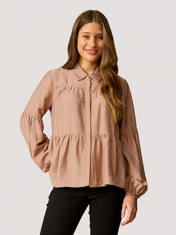 T-shirt 'Greta 223' ze-ze en marron