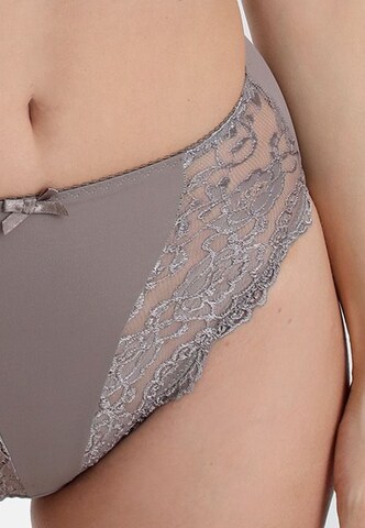 Slip 'CLASSIC LACE' sassa en marron