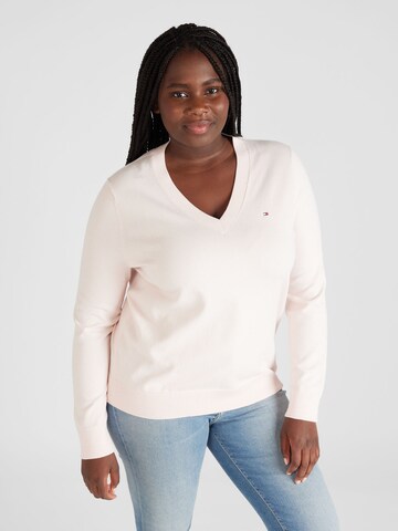 Pullover di Tommy Hilfiger Curve in rosa: frontale
