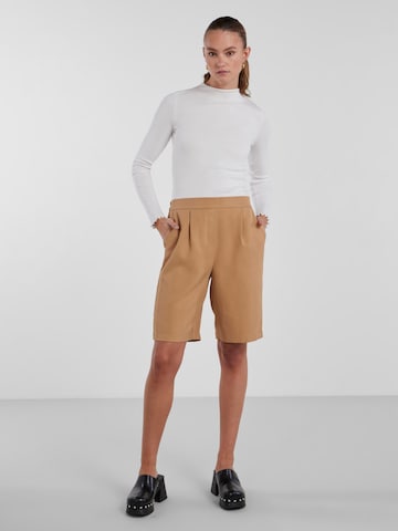 PIECES Loosefit Shorts 'Tally' in Braun