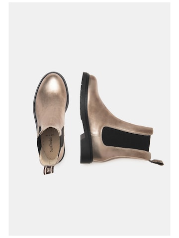 Boots chelsea di Nero Giardini in oro