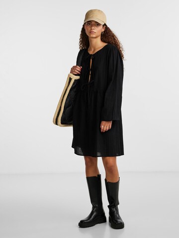 Robe 'JALLY' PIECES en noir