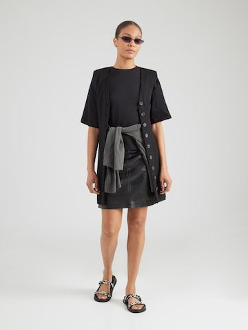 s.Oliver Тениска в черно