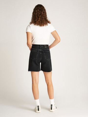 Calvin Klein Jeans Regular Shorts in Schwarz