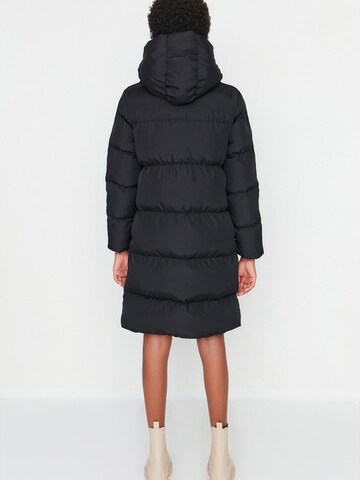 Trendyol Between-seasons coat in Black