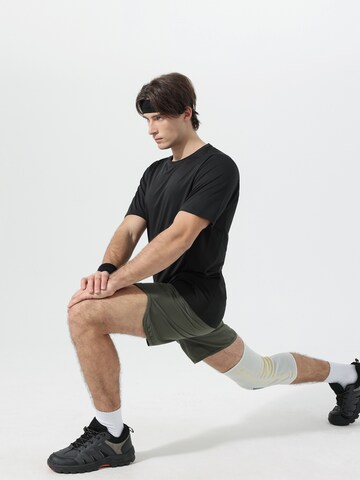 YOUTHUP Performance Shirt 'Feuchttrans' in Black