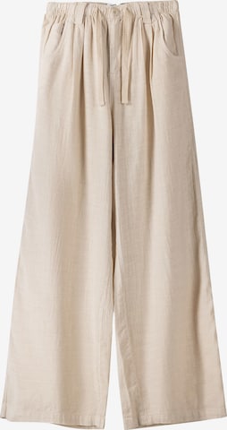 Bershka Trousers in Beige: front