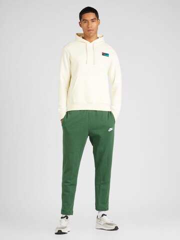 Nike Sportswear Collegepaita 'CLUB+' värissä valkoinen