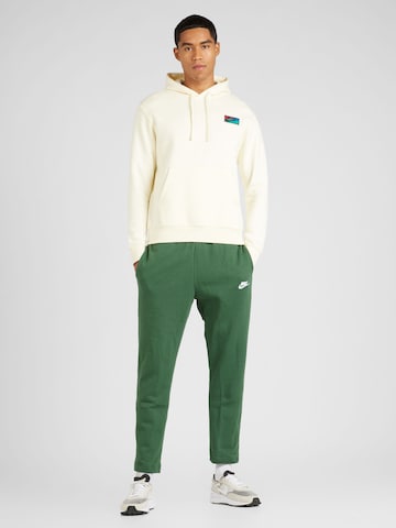 balts Nike Sportswear Sportisks džemperis 'CLUB+'