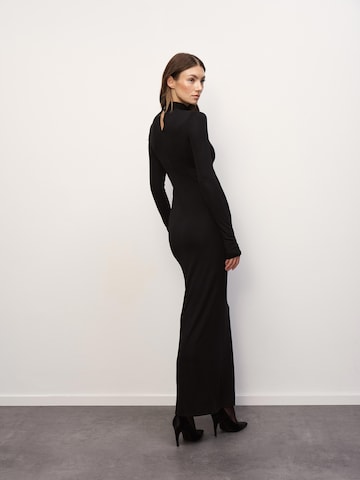 Robe de cocktail 'Mariya' RÆRE by Lorena Rae en noir