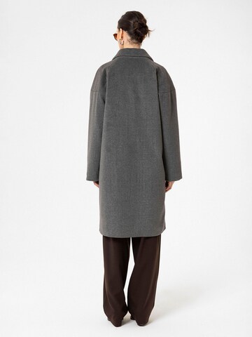 Manteau mi-saison 'Alice' Antioch en gris