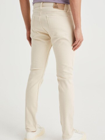 WE Fashion Slim fit Jeans in Beige