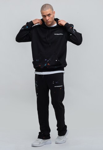 Tom Barron Tracksuit in Black: front