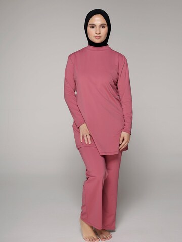 SIYA Swimwear Badeanzug 'South – Covered - Burkini/Modest' in Rot: Vorderseite