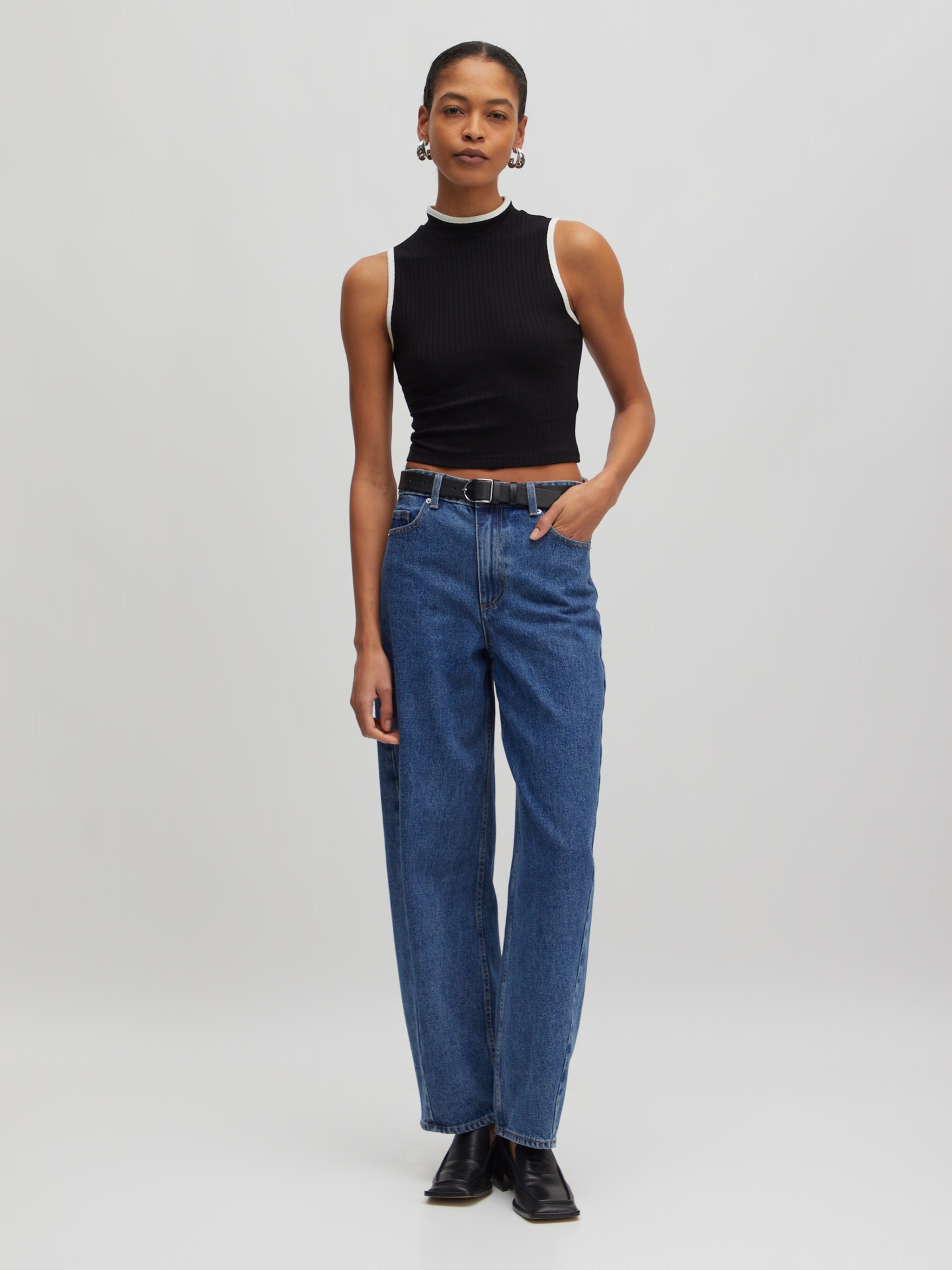 EDITED Produits Haut 'Kaori' noir