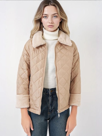 Bigdart Tussenjas in Beige: voorkant