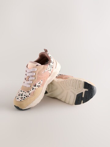 Sneaker de la Next pe portocaliu