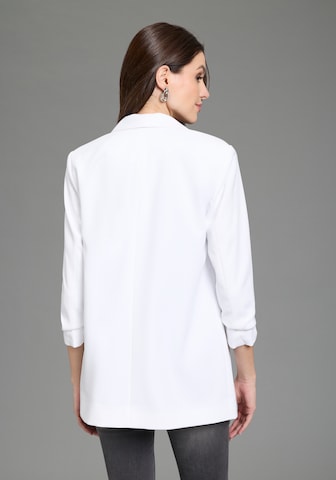 LAURA SCOTT Blazer in White