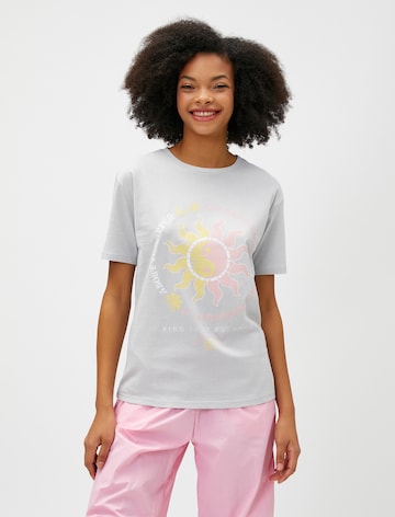 Koton Shirt in Grijs: voorkant